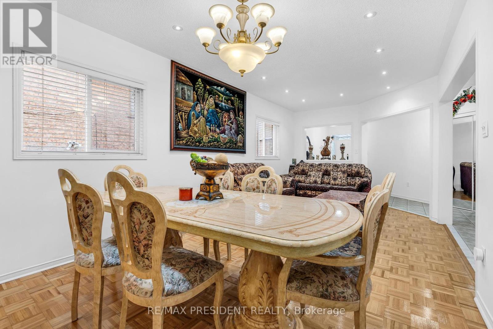 11 Oxtail Lane, Brampton, Ontario  L6X 5E2 - Photo 11 - W12374061