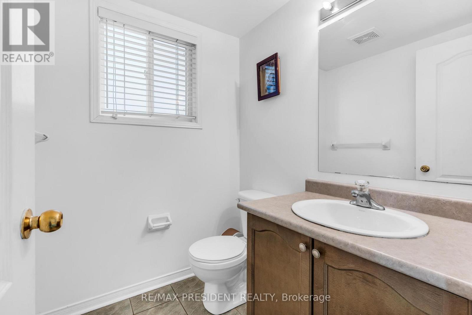 11 Oxtail Lane, Brampton, Ontario  L6X 5E2 - Photo 21 - W12374061
