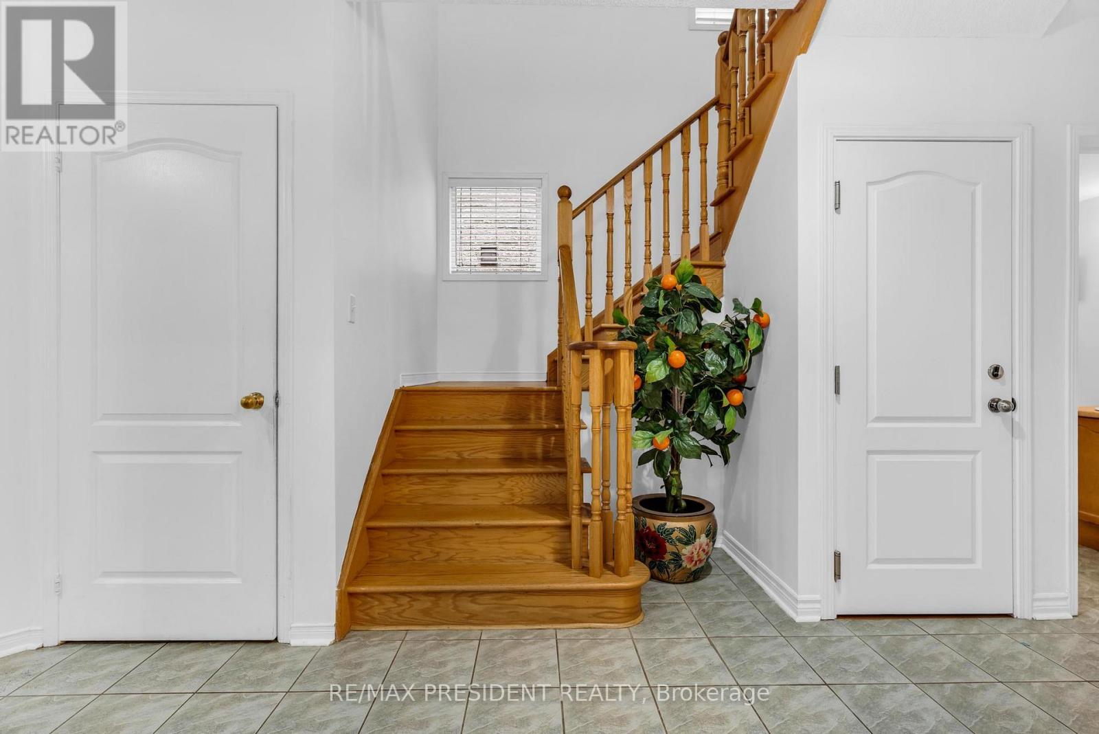 11 Oxtail Lane, Brampton, Ontario  L6X 5E2 - Photo 22 - W12374061