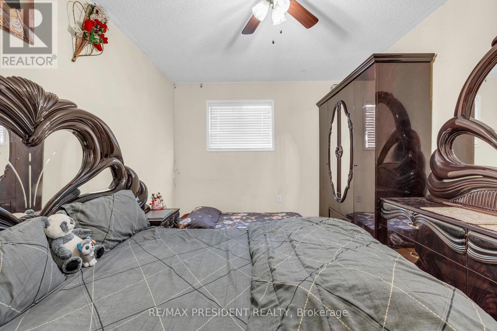 11 Oxtail Lane, Brampton, Ontario  L6X 5E2 - Photo 33 - W12374061