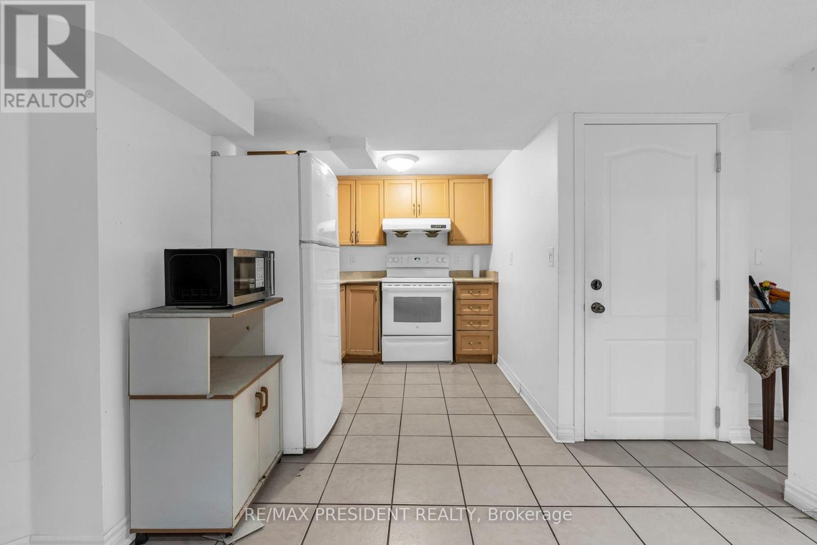 11 Oxtail Lane, Brampton, Ontario  L6X 5E2 - Photo 39 - W12374061