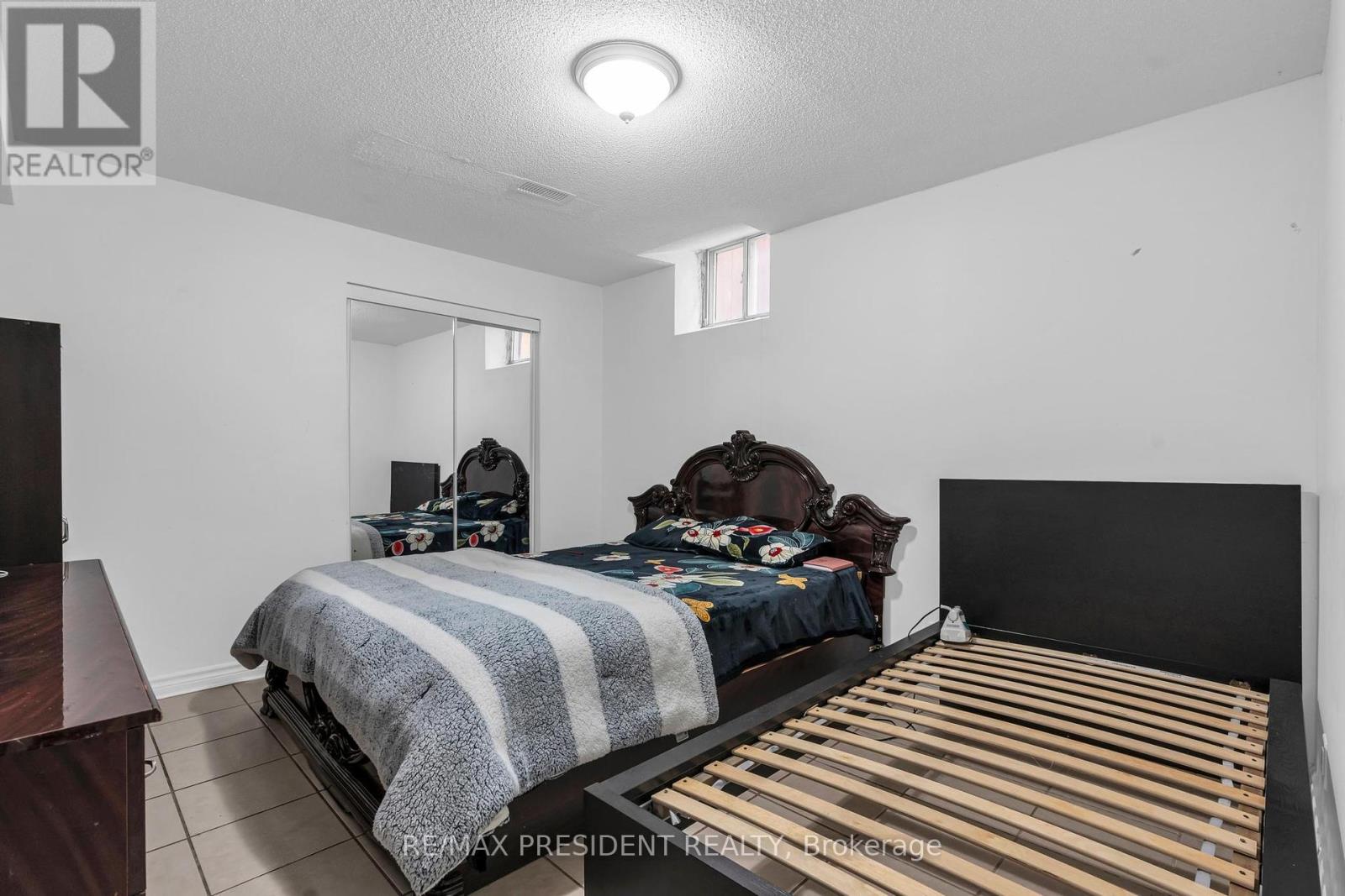 11 Oxtail Lane, Brampton, Ontario  L6X 5E2 - Photo 43 - W12374061