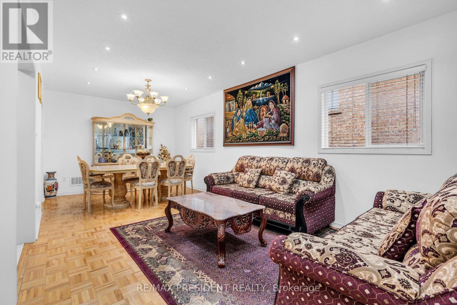 11 Oxtail Lane, Brampton, Ontario  L6X 5E2 - Photo 7 - W12374061