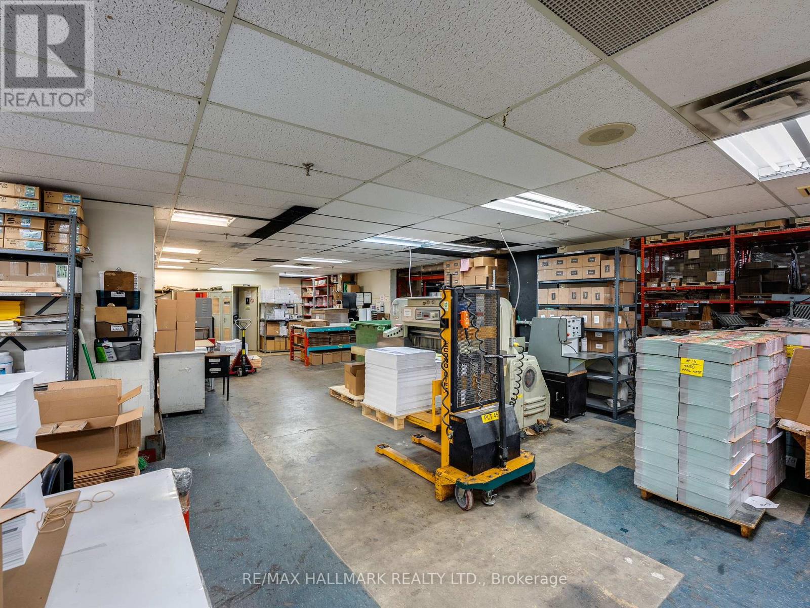 230 Eddystone Avenue, Toronto, Ontario  M3N 1H7 - Photo 31 - W12374071