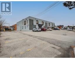 230 EDDYSTONE AVENUE, Toronto, Ontario