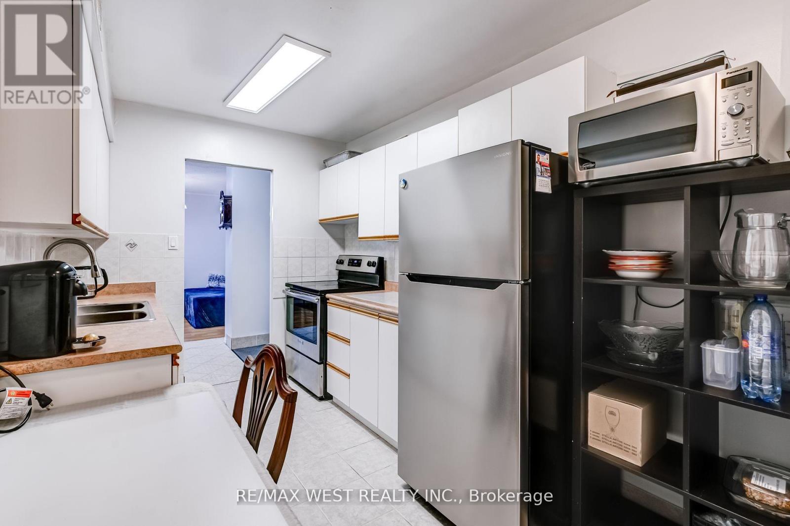 209 - 340 Dixon Road, Toronto, Ontario  M9R 1T1 - Photo 18 - W12374089