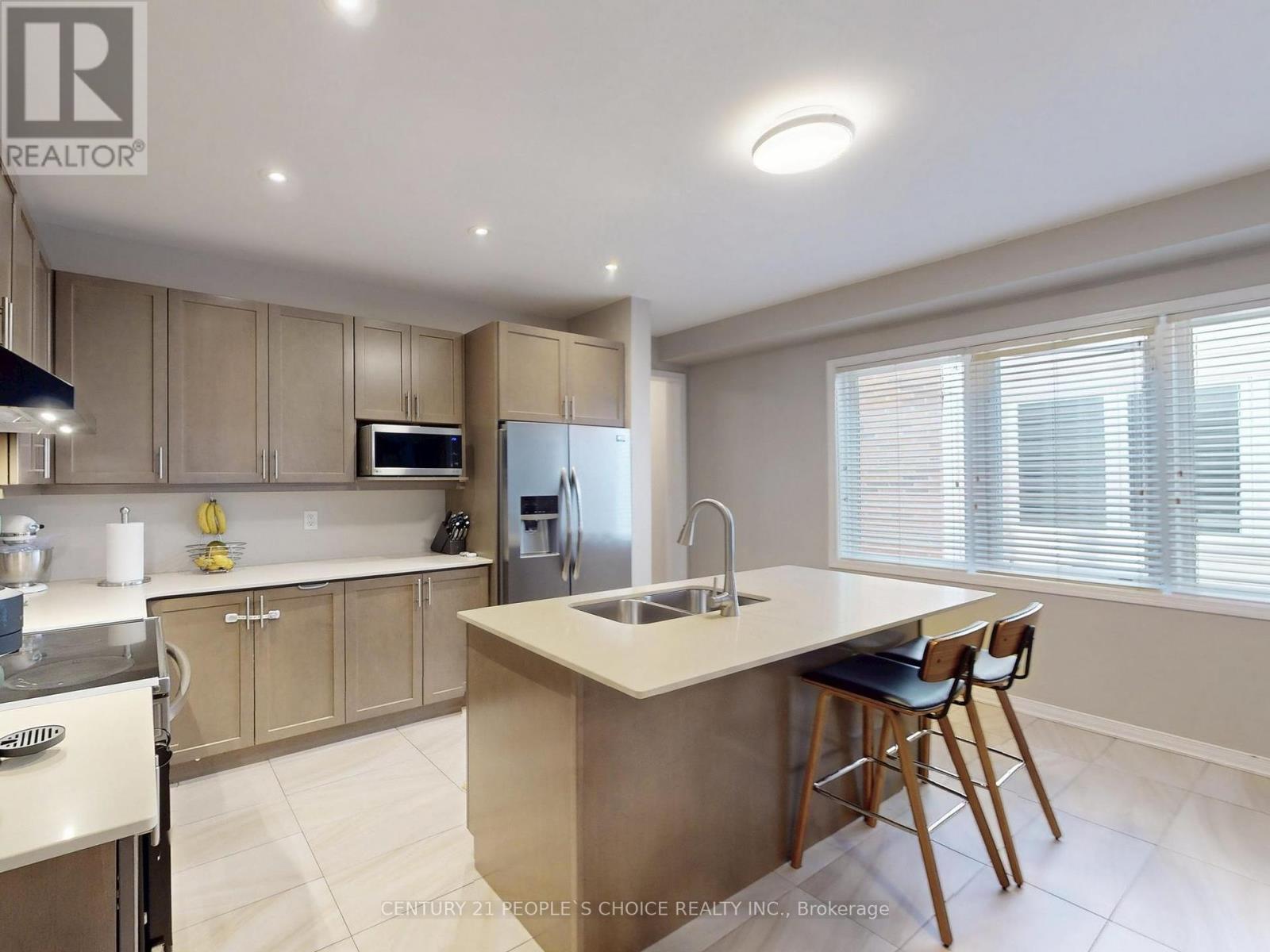 Property at 101 PRESTON MEADOWS AVENUE image 5