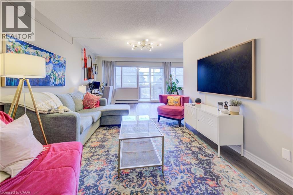 Property at 45 WESTMOUNT Road N Unit# 302 image 4