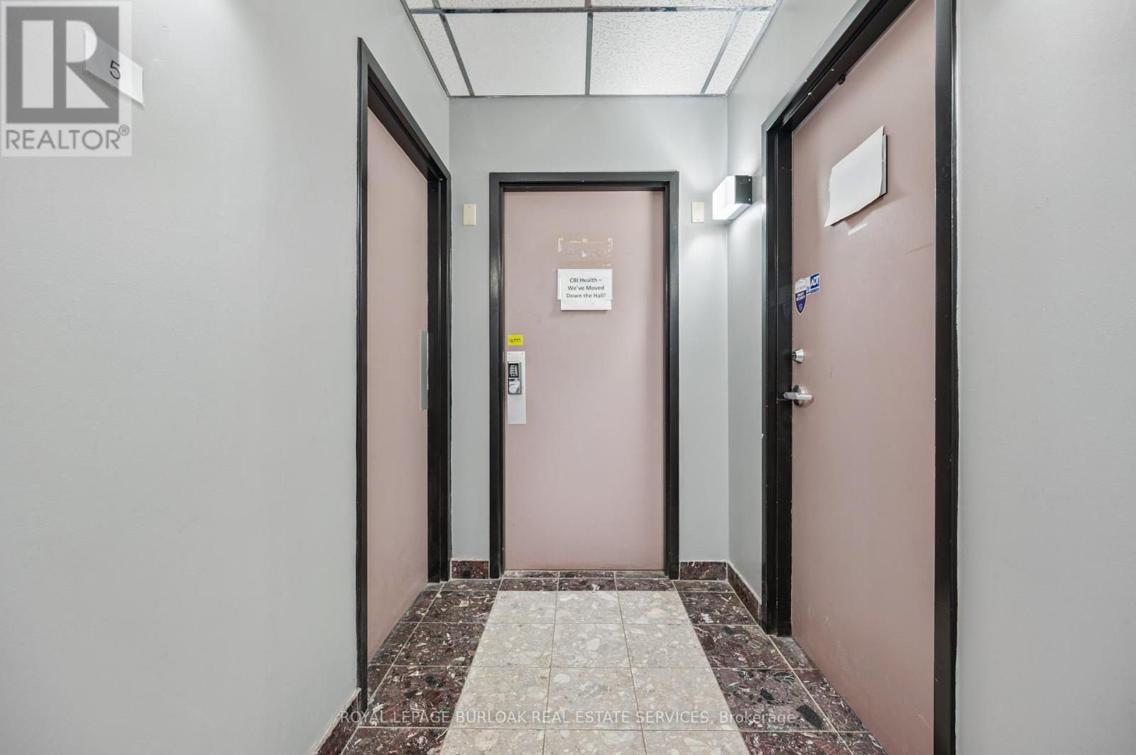 200 - 751 Victoria Street S, Kitchener, Ontario  N2M 5N4 - Photo 7 - X12374088