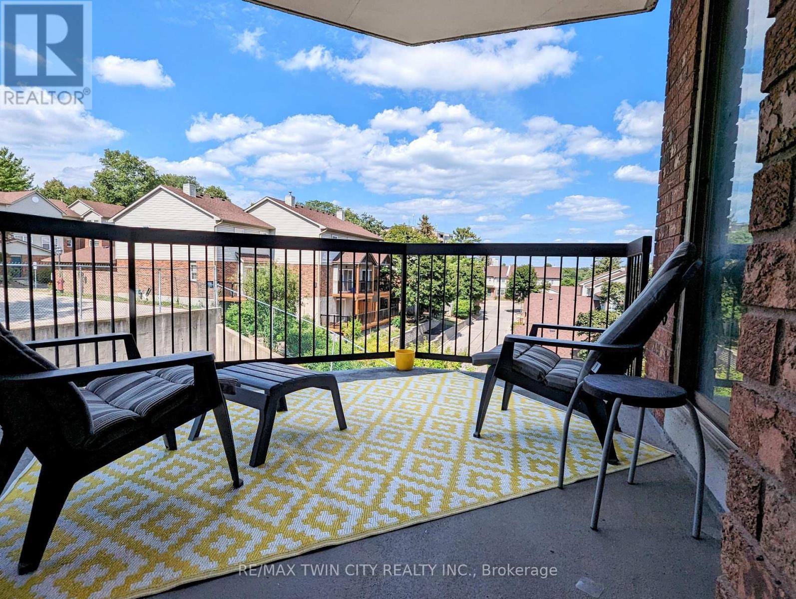 407 - 300 Keats Way, Waterloo, Ontario  N2L 6E6 - Photo 7 - X12374102