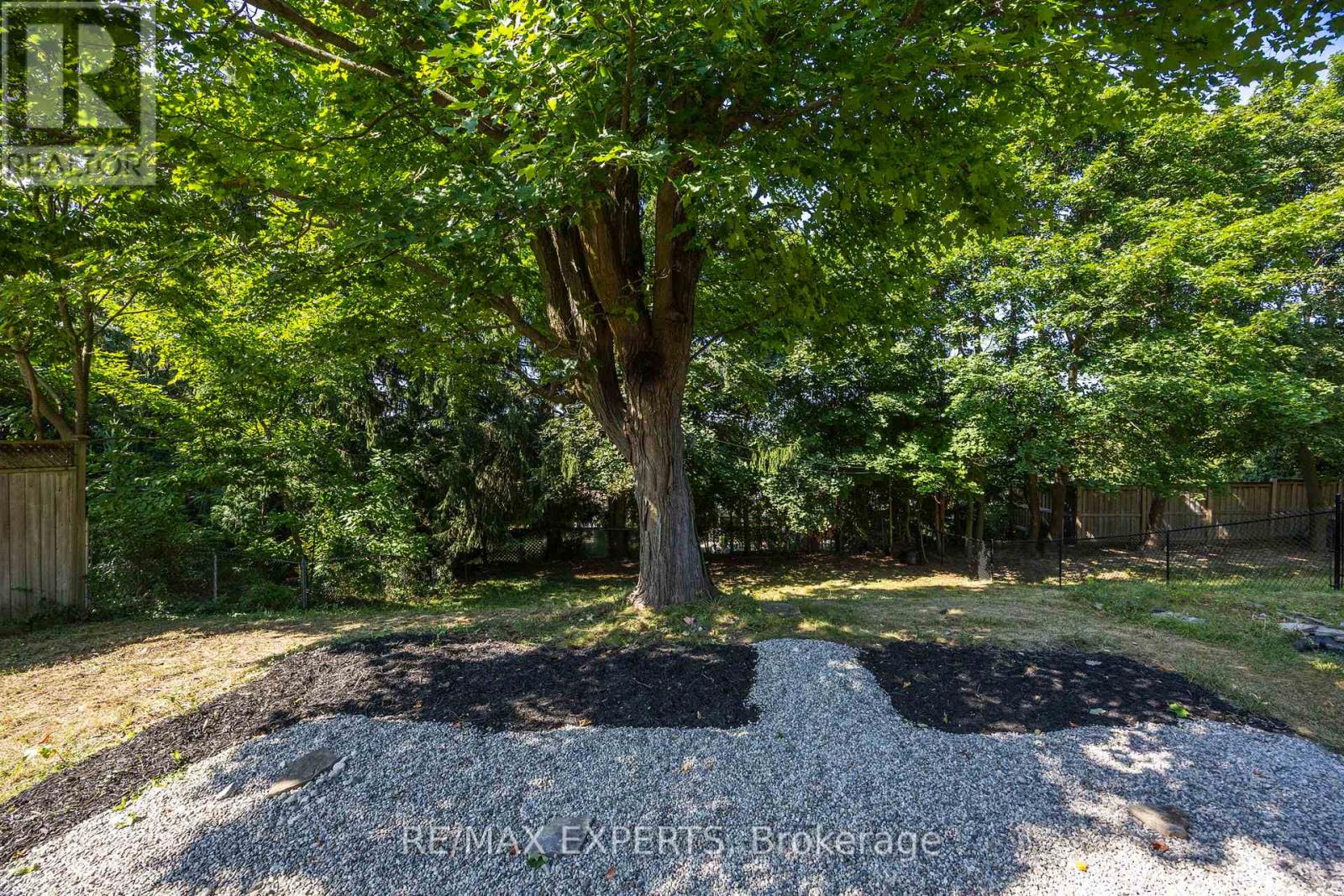 154 Renfield Street, Guelph, Ontario  N1E 4B2 - Photo 24 - X12374107