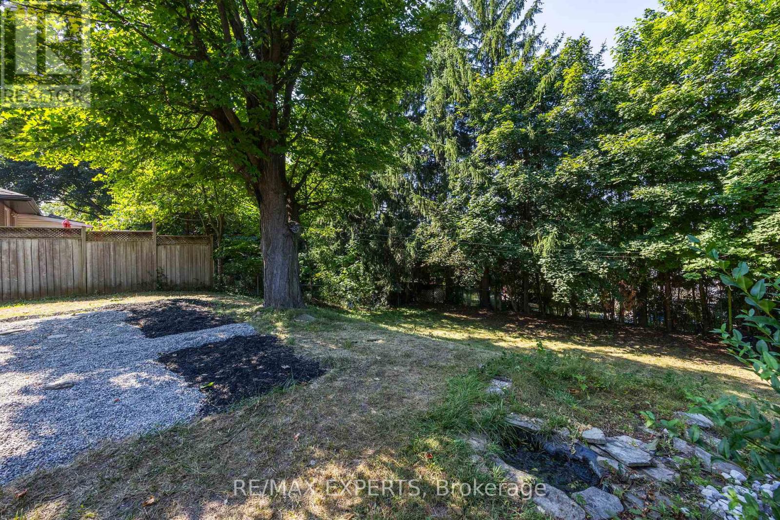 154 Renfield Street, Guelph, Ontario  N1E 4B2 - Photo 25 - X12374107