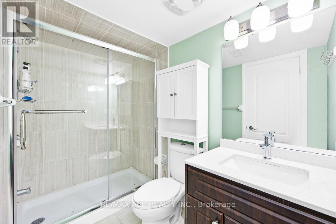 205 Emerson Street, Hamilton, Ontario  L8S 2Y3 - Photo 11 - X12374147