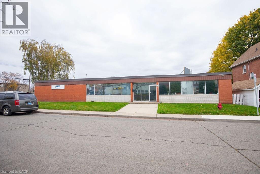 42 Niagara Street, Hamilton, Ontario  L8L 6A2 - Photo 3 - 40735833