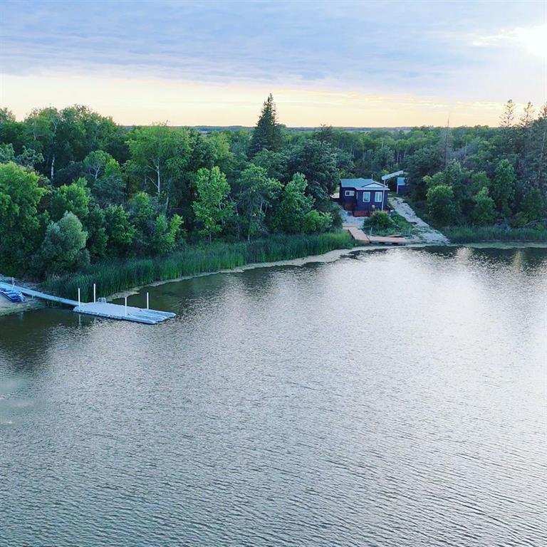 310 Bouchard Road, Petersfield, Manitoba  R0C 2L0 - Photo 2 - 202521421