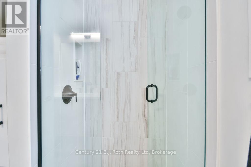 502 Aberdeen Boulevard, Midland, Ontario  L4R 5L9 - Photo 23 - S12366448