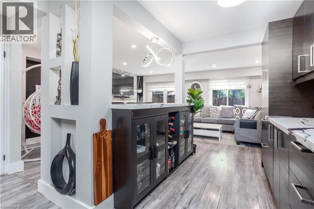 4189 Longmoor Drive Unit# 5, Burlington, Ontario  L7L 5J9 - Photo 7 - 40765125