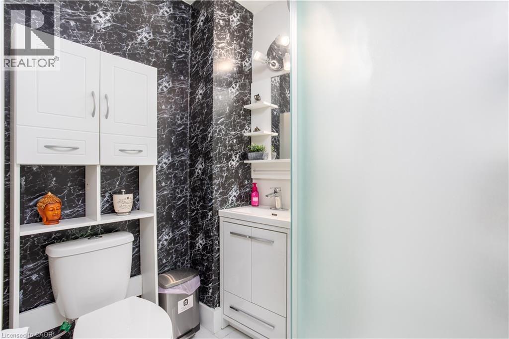 4189 Longmoor Drive Unit# 5, Burlington, Ontario  L7L 5J9 - Photo 15 - 40765125