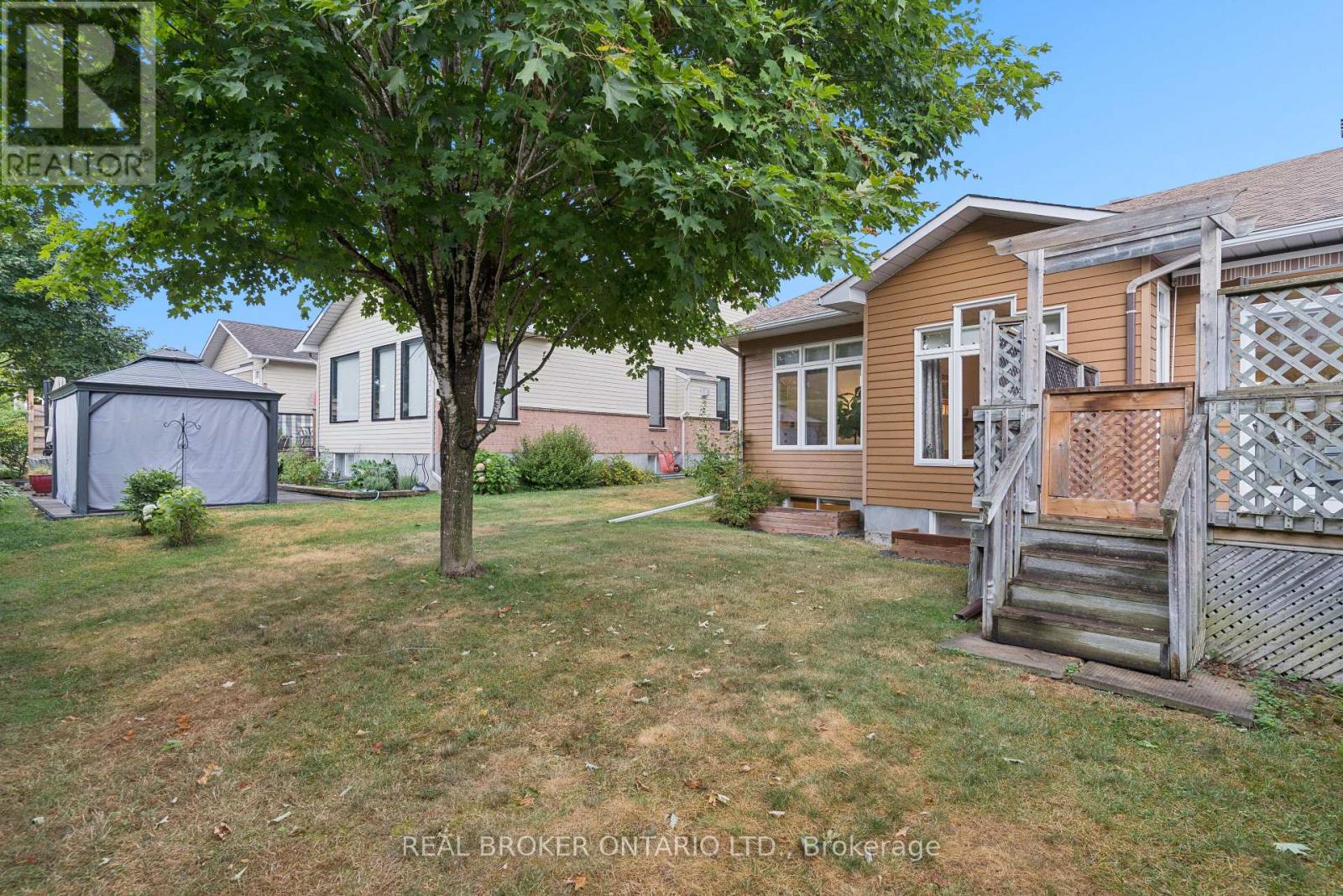 29 Sable Run Drive, Ottawa, Ontario  K2S 1W8 - Photo 44 - X12374381