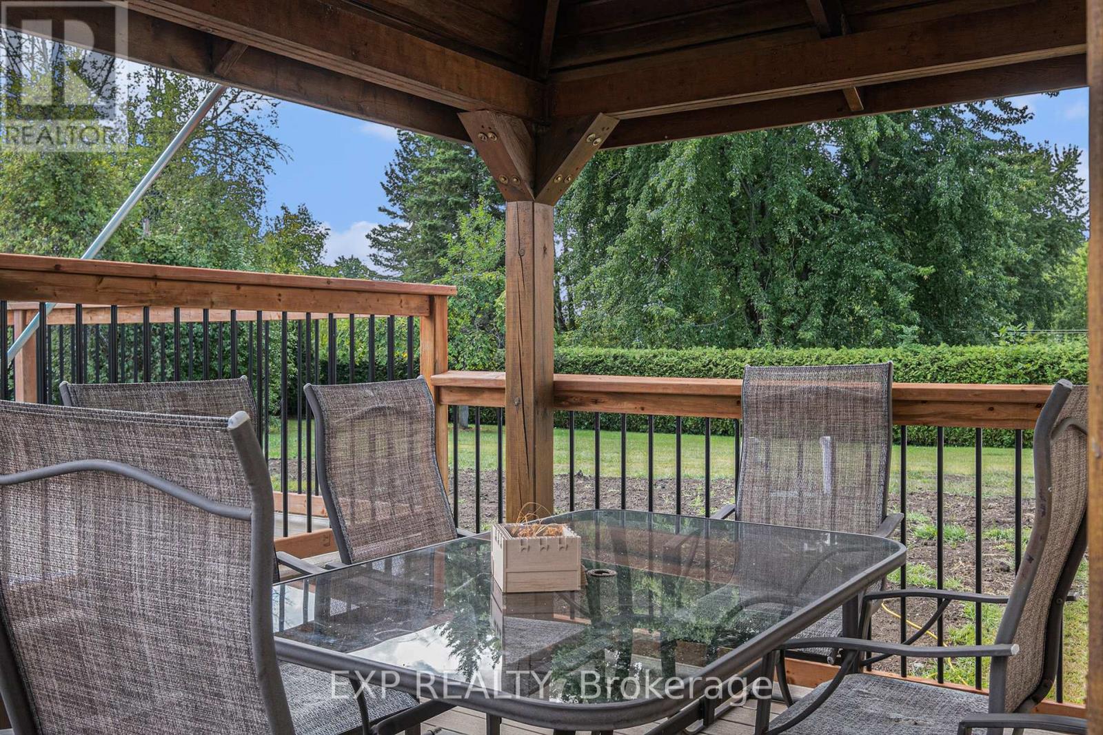 16 Landriault Avenue, Champlain, Ontario  K0B 1K0 - Photo 30 - X12374422