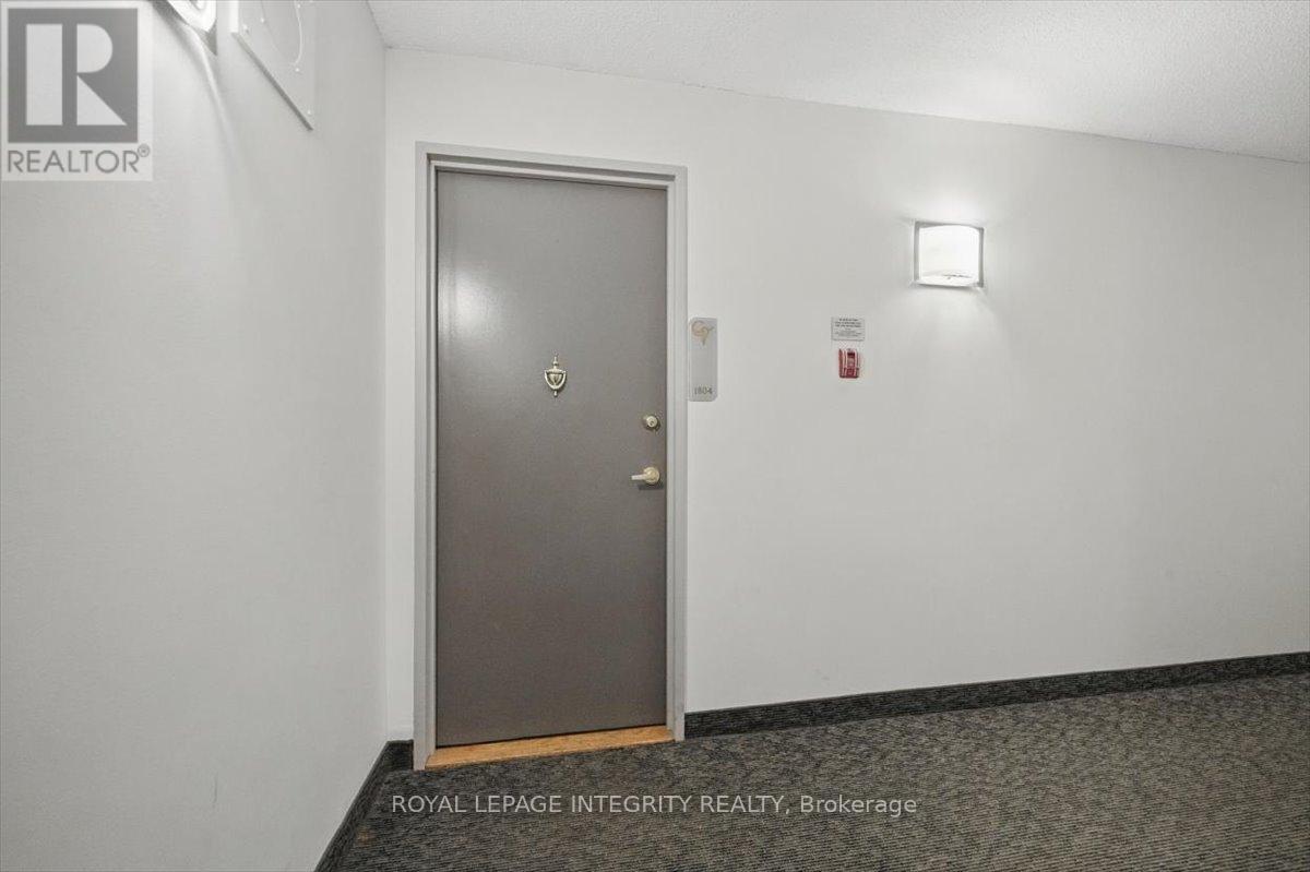 1804 - 158c Mcarthur Avenue, Ottawa, Ontario  K1L 8E7 - Photo 6 - X12374481