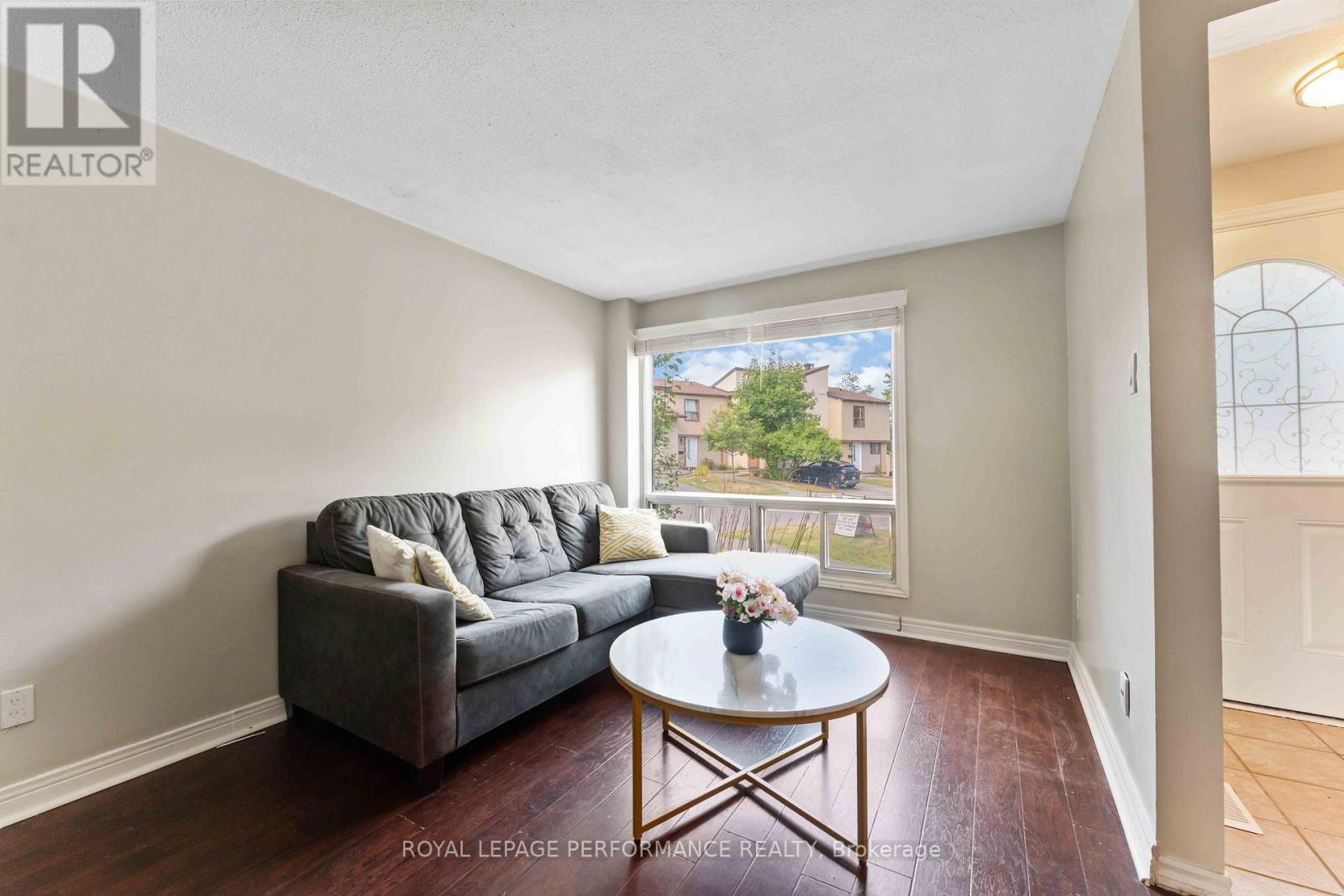 28 - 1439 Bethamy Lane, Ottawa, Ontario  K1J 8P7 - Photo 6 - X12374521