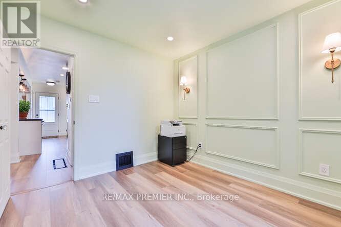 1223 Glencairn Avenue, Toronto, Ontario  M6B 2B6 - Photo 34 - W12356470