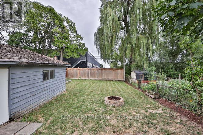 1223 Glencairn Avenue, Toronto, Ontario  M6B 2B6 - Photo 42 - W12356470