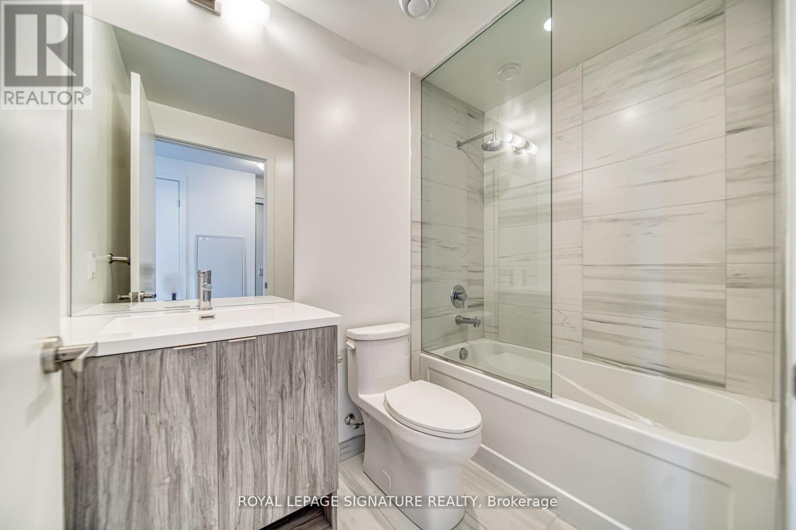 5111 - 138 Downes Street, Toronto, Ontario  M5E 0E4 - Photo 13 - C12374325