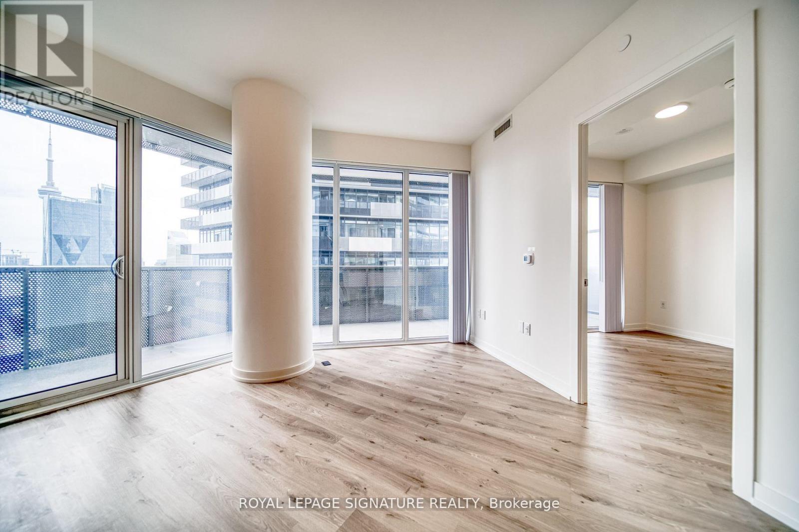 5111 - 138 Downes Street, Toronto, Ontario  M5E 0E4 - Photo 9 - C12374325