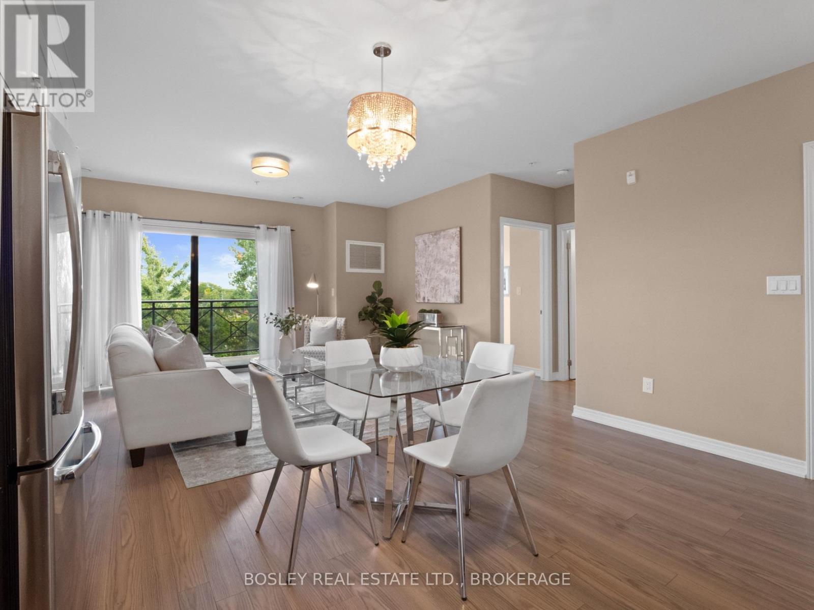 402 - 379 Scott Street, St. Catharines, Ontario  L2M 3W2 - Photo 8 - X12374503