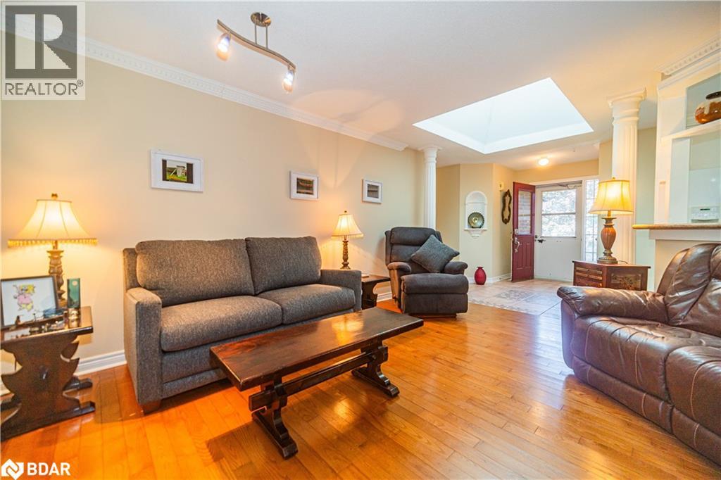 8 Kell Place, Barrie, Ontario  L4N 9K3 - Photo 7 - 40765222