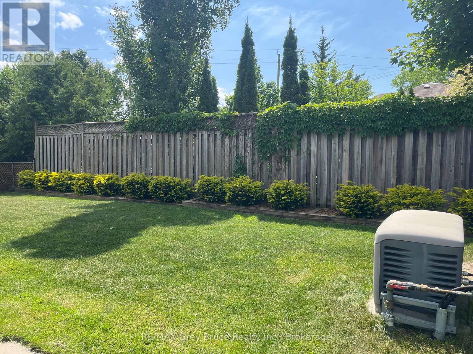 206 4th Avenue Sw, Arran-Elderslie, Ontario  N0G 1L0 - Photo 26 - X12374410