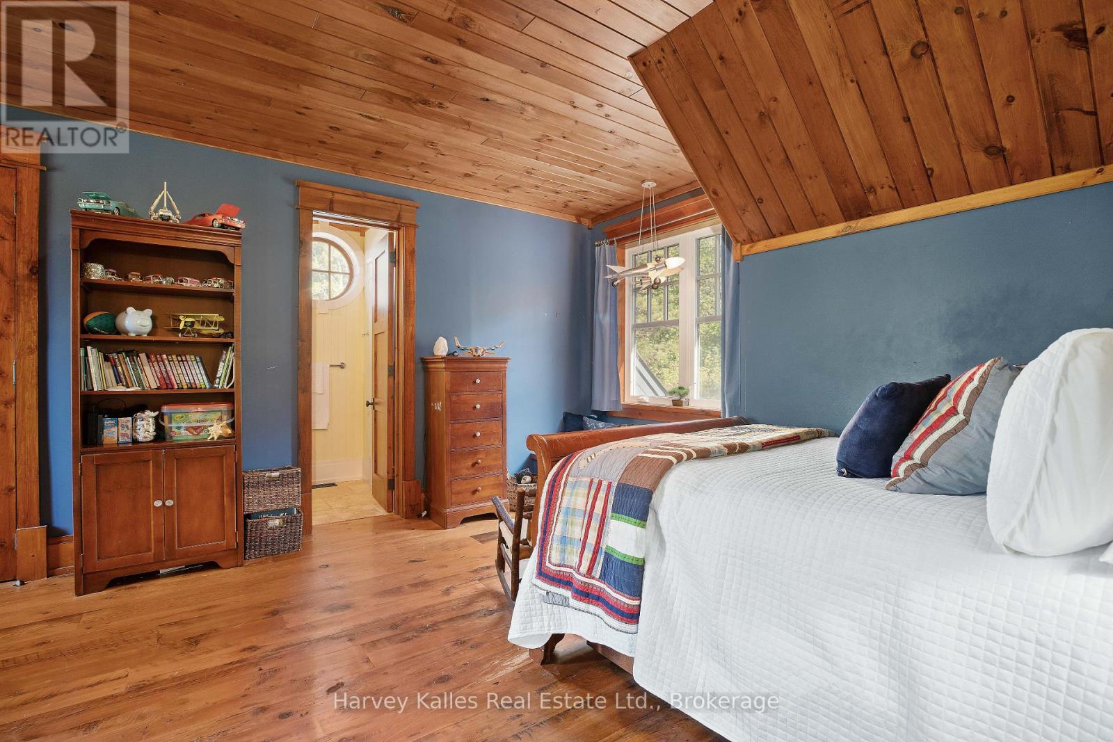 1074 Tally Ho Winter Park Road, Lake Of Bays, Ontario  P1H 2J6 - Photo 31 - X12374427