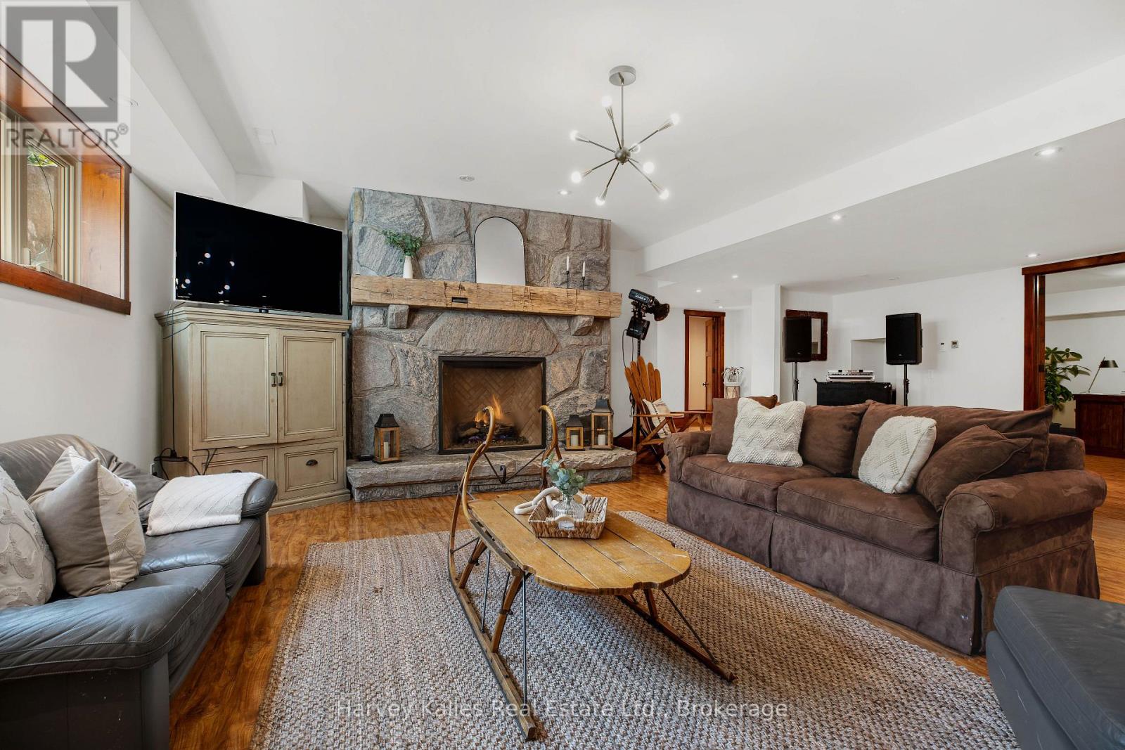 1074 Tally Ho Winter Park Road, Lake Of Bays, Ontario  P1H 2J6 - Photo 36 - X12374427