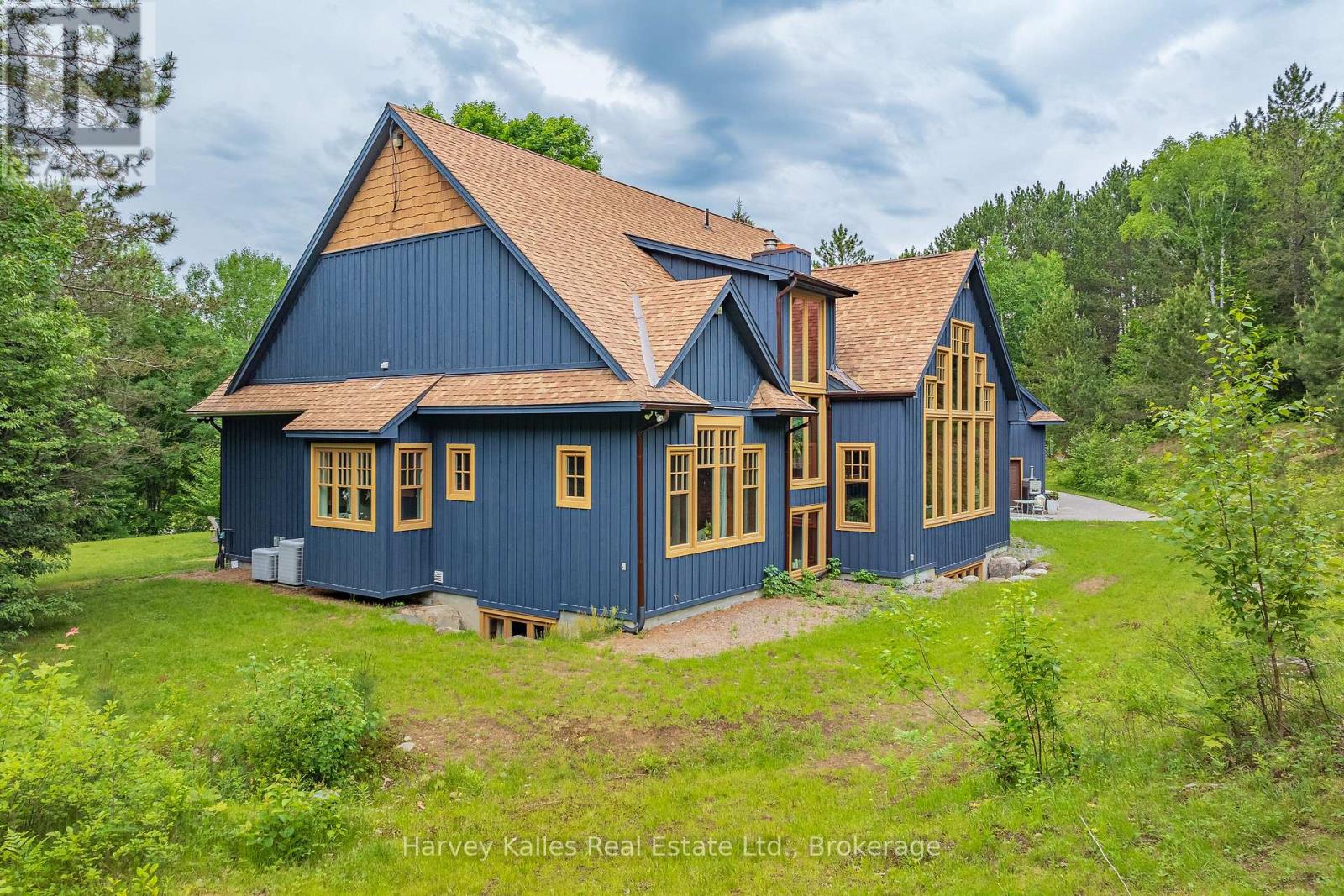 1074 Tally Ho Winter Park Road, Lake Of Bays, Ontario  P1H 2J6 - Photo 46 - X12374427