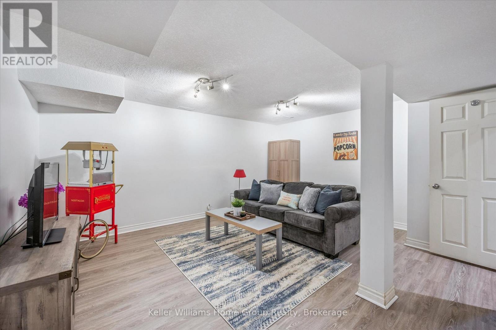 1138 Langs Circle, Cambridge, Ontario  N3H 5E6 - Photo 19 - X12374493
