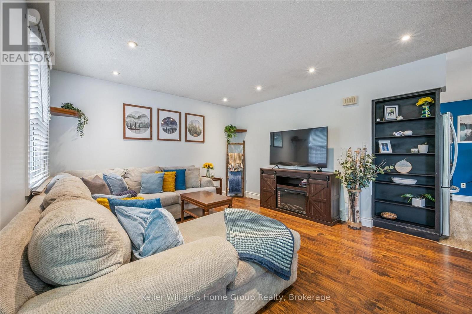 Property at 1138 LANGS CIRCLE image 5