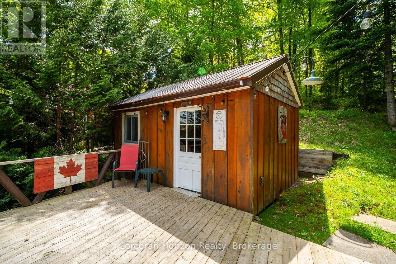 247 Mainhood Road, Huntsville, Ontario  P0B 1M0 - Photo 16 - X12374498