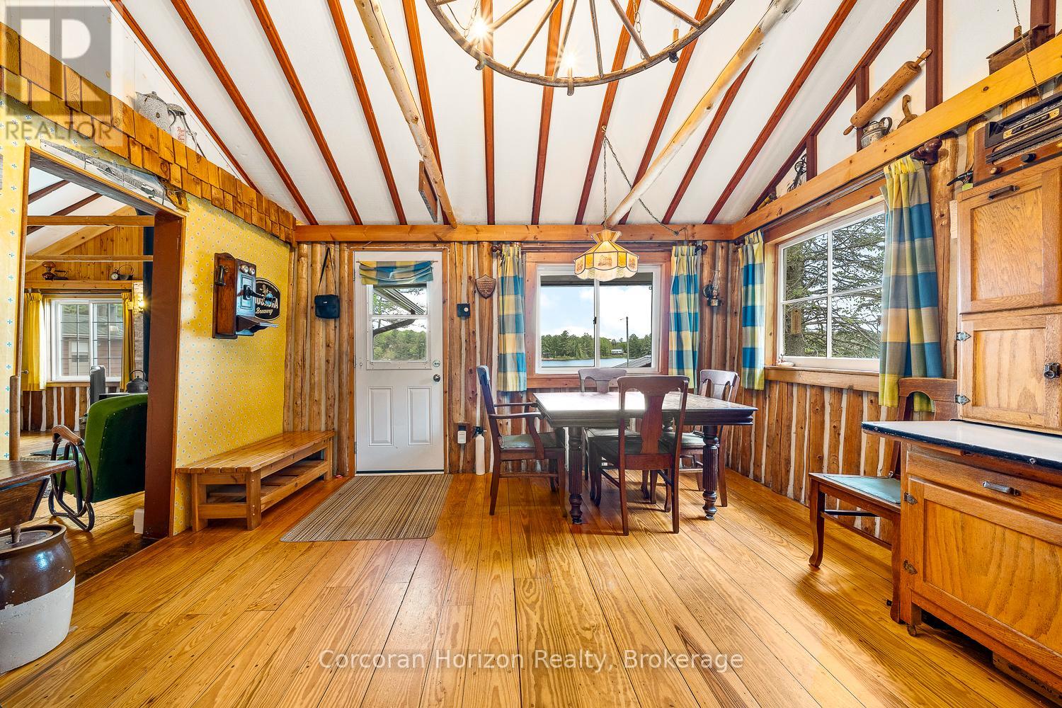 247 Mainhood Road, Huntsville, Ontario  P0B 1M0 - Photo 20 - X12374498