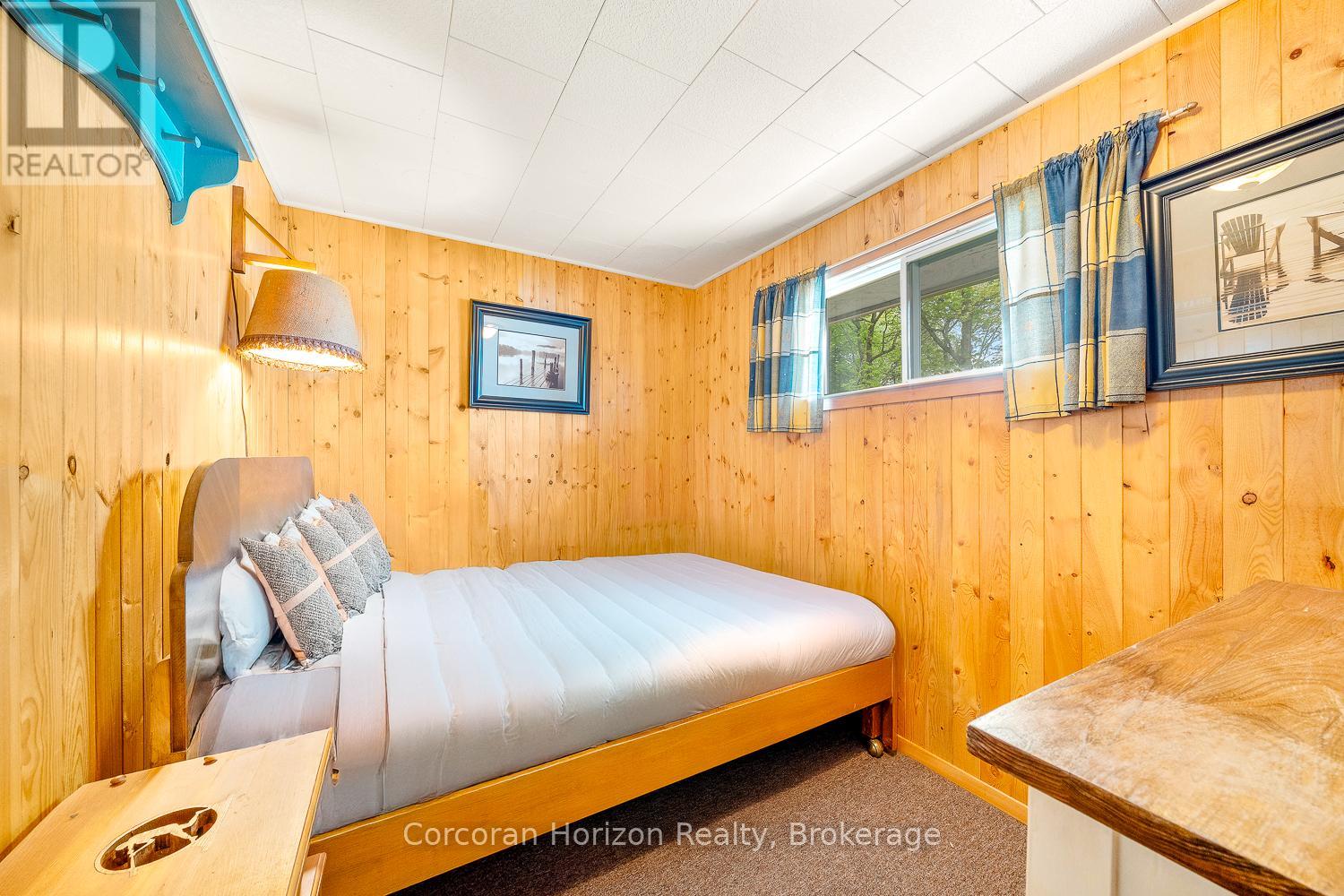 247 Mainhood Road, Huntsville, Ontario  P0B 1M0 - Photo 33 - X12374498