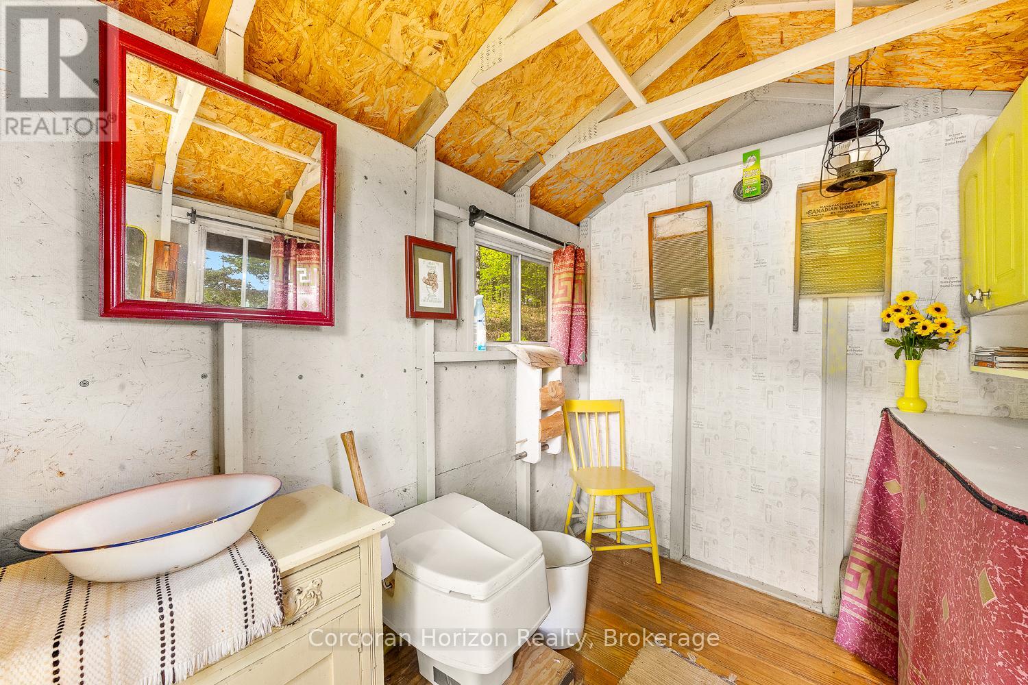 247 Mainhood Road, Huntsville, Ontario  P0B 1M0 - Photo 36 - X12374498
