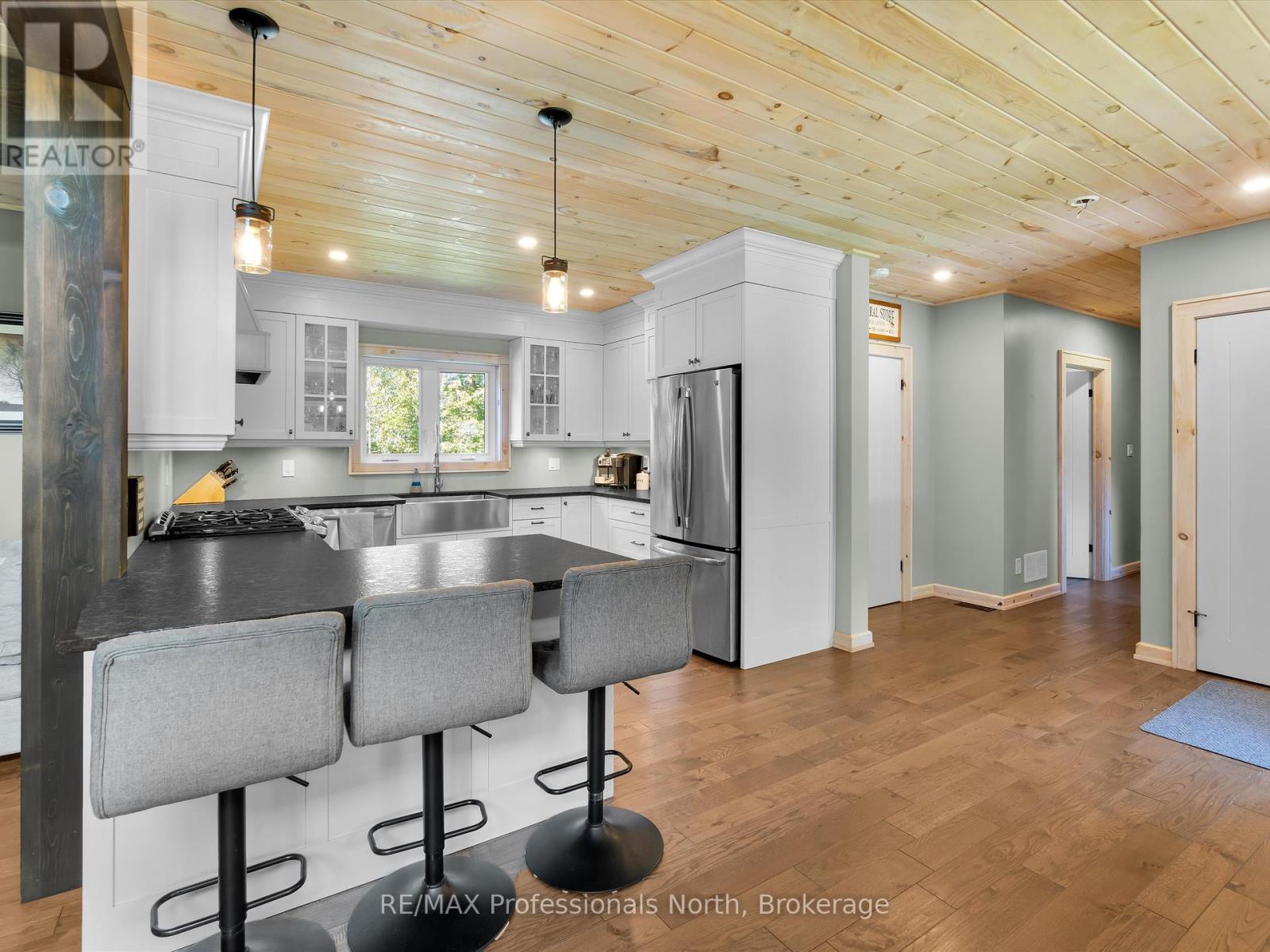 1224 Peterson Road, Bracebridge, Ontario  P1L 1X1 - Photo 12 - X12374532