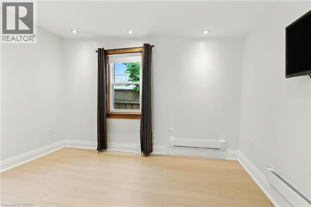 254 Darling Street Unit# Rear, Brantford, Ontario  N3S 3X4 - Photo 4 - 40765086