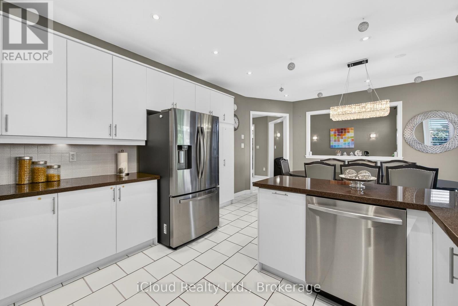 307 Scott Boulevard, Milton, Ontario  L9T 6Z7 - Photo 17 - W12370881