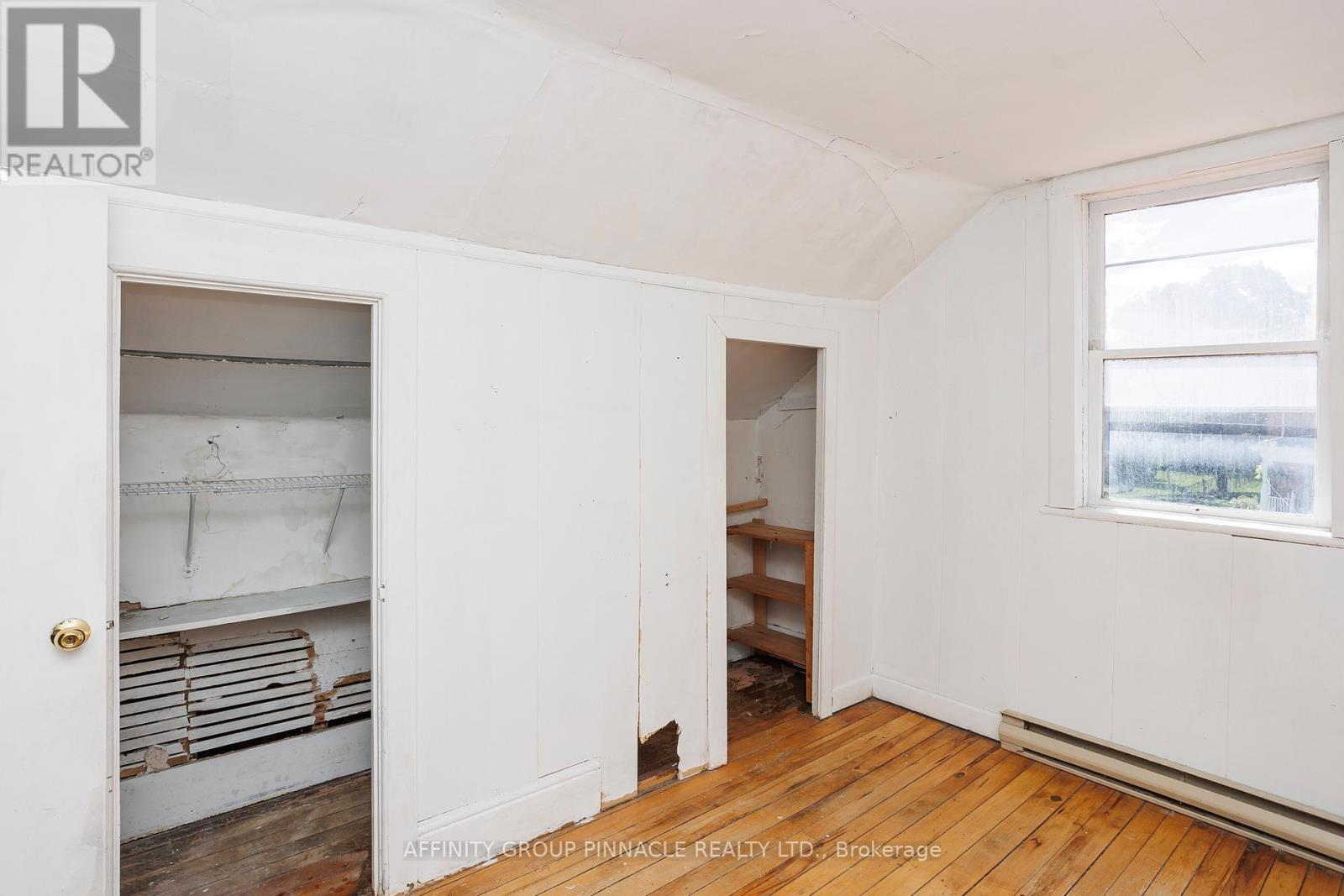 106 Russell Street W, Kawartha Lakes, Ontario  K9V 2X4 - Photo 19 - X12374372
