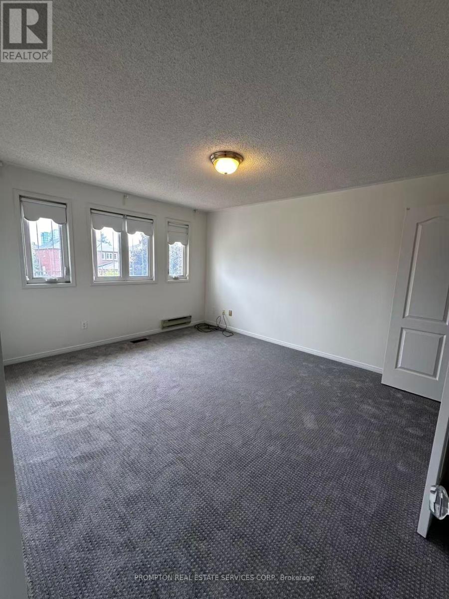 32 Charrington Crescent, Markham, Ontario  L3R 0R2 - Photo 16 - N12374287