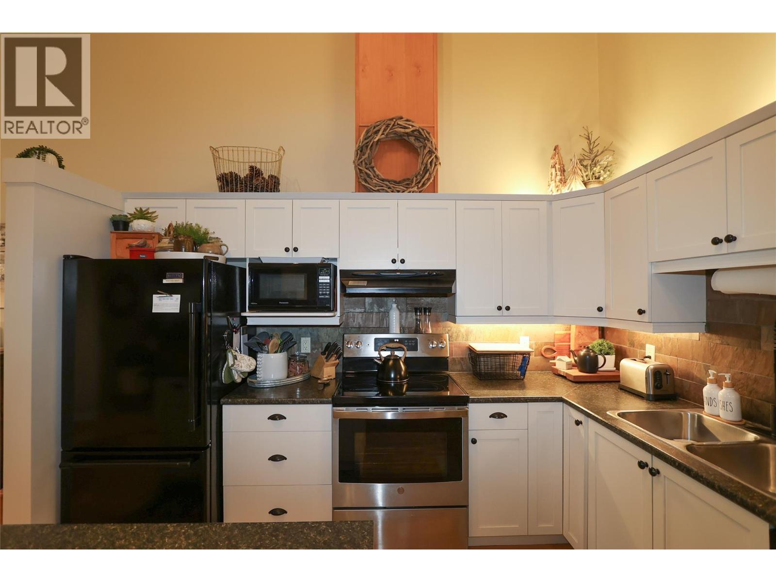 335 Fairway Drive, Kimberley, British Columbia  V1A 3G1 - Photo 7 - 10361179