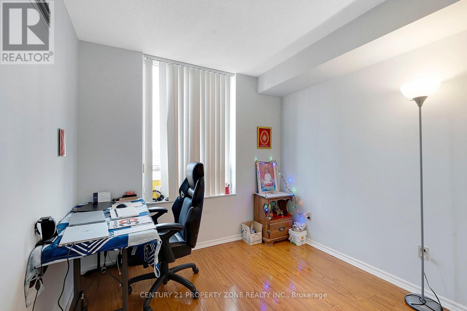 1911 - 285 Enfield Place, Mississauga, Ontario  L5B 3Y6 - Photo 14 - W12374278