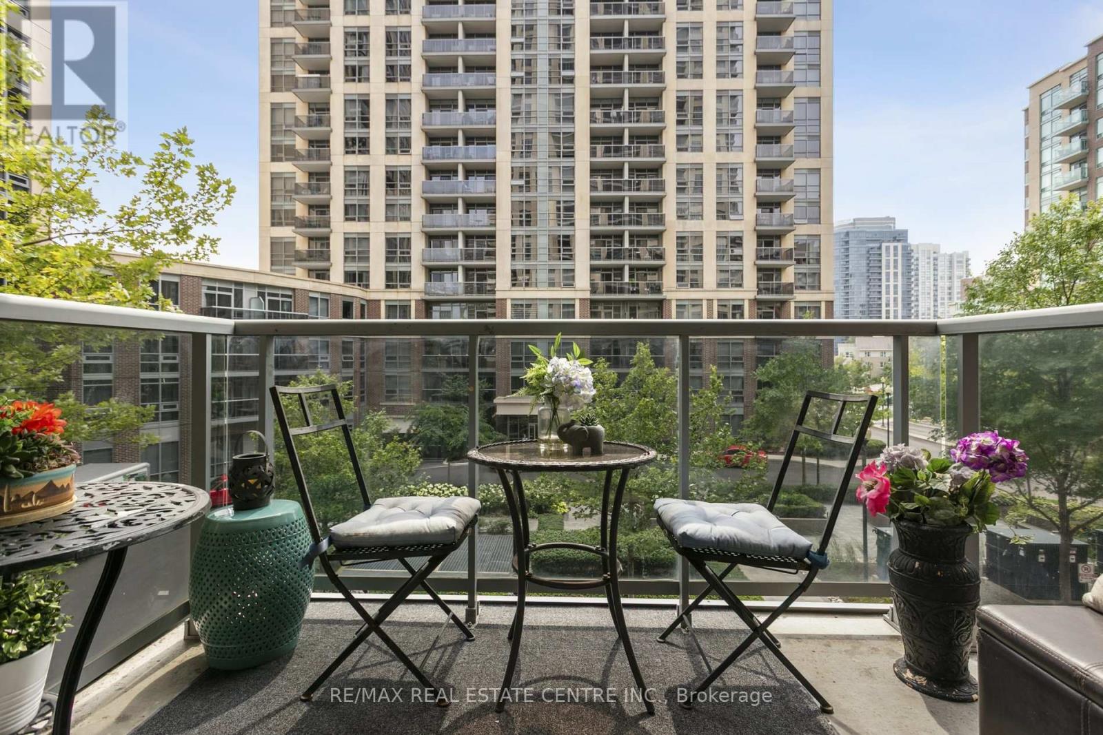 304 - 5 Michael Power Place, Toronto (Islington-City Centre West), Ontario  M9A 0A3 - Photo 36 - W12374300
